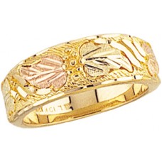 Ladies' Wedding Band - by Mt Rushmore